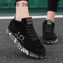 Casual Shoes 2024 Trend Korean Couple Lover Colour PU Breathable Sport Women Sneakers Flat Platform Plus Size 44 Ladies Trainers