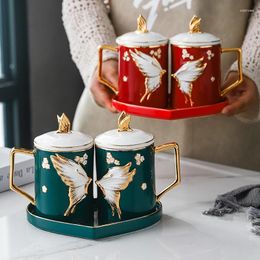 Mugs Art Ceramic Green Phnom Penh Couple Mug With Lid Spoon High-end Three-dimensional Butterfly Breakfast Cup Tray Wedding Gift