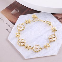 Fashion Jewellery Sets Clover Flower Necklace Bracelet Earrings Designer Sweet Love Jewellery Gold plated High Quality Jewellery Elegant Copper Classic for Women and Men