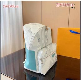 Luxury Shoulder Bag Canvas Cross Body Men Messenger Bags Classic Handbag Satchel Waterproof Exquisite And Durable Parachute Fabric purse m0045