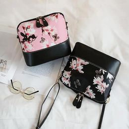 Shoulder Bags Luxury Handbags Women Leather Designer 2024 Messenger Crossbody For Bag With Butterfly Floral