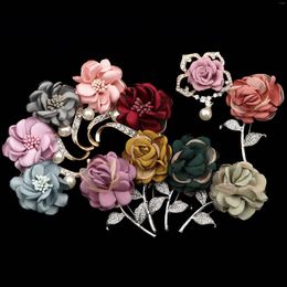 Brooches Romantic Wedding Corsages Vintage Artificial Rose Silk Flower Boutonniere Colorful Fabric Groom Bride Elegant Breastpin
