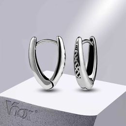 Charm Vnox Retro Triangle Hoop Earrings for Men Dad Husband Boyfriend Stainless Steel New Gothic Geometric Ear Gifts Jewelry Y2405311E2D