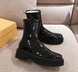 2020 Designer women Shoes Fashion British Boots Round Toe Martin Boots Patent leather Thick bottom Round Toes Perfect Qua6012766