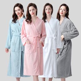 Women's Sleepwear Winter Kimono Gown Flannel Robe With Pockets Women Soft Bathrobe Coral Fleece Lounge Wear Lingerie Home Clothes