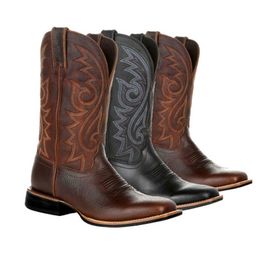 Botas Western Motorcycle Knight Cowboy Homens Alta Qualidade Bordado Mid Bezerro Couro Casual Designer Masculino Sapato Confortável 230831