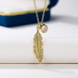 Pendant Necklaces CAOSHI Temperament Lady Graceful Necklace With Feather Dazzling Zirconia Accessories For Women Fashion Party Jewellery