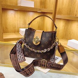 Baobao 2023 New Texture Fashion Crossbody Advanced Foreign Style Women's One Shoulder Bucket Bag Tide 60% Off Outlet Online