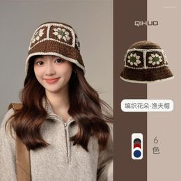 Berets Japanese Autumn And Winter Flower Knitted Bucket Hat Women's Fashion Hand-crocheted Warm Short-brimmed Basin Cap