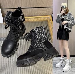 Nuove donne botas donne stivali caviglie moto cunete femminile pizzo su piattaforme primaverili in pelle nera scarpe da donna botas botas mujer per scarpe da ragazza