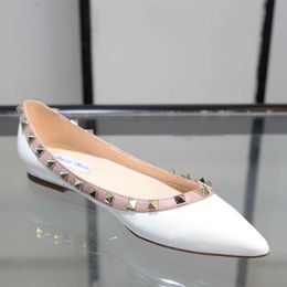 Valentine flat women shoes heels Riveted pointed toe shallow V soft sole black single shoes Wedding shoes L986D