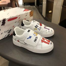 Fashion Fashion Kids Shoes Graffiti En Couleur Child Sneakers Size 26-35 Buckle Strap Baby Casual Shoes Including Brand Box Aug30