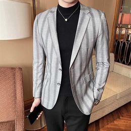 Stripe Blazer Men Slim Fit Casual Suit Jacket Korean Business Blazer Masculino Fashion Club Wedding Coat Veste Costume Homme1252F