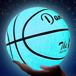 Balls Reflective Basketball Ball PU WearResistant Luminous Night Light Glowing No 7 basketball Gift 230831