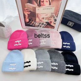 Autumn and Winter Knitted Hat Women's Sweet and Elegant Wool Hat Korean Fashion Sailin Pullover Hat Cold Hat