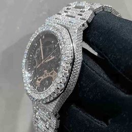 2HNY Wristwatch 2023 Neue Version Ston Skeleton Watch Pass TT Mens Diamonds Top -Qualität mechanischer ETA -Bewegung Luxus aus Sapphire Shiny2nl5fo8TueAQRRHC vereisert