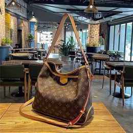 Hong Kong Women's Old Flower Bucket New Trend Versatile Genuine Leather Fashion Large Capacity One Shoulder Crossbody Bag 50% Off Outlet Store