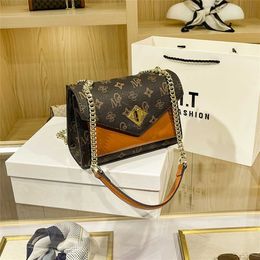 Hong Kong Luxury New Genuine Leather Counter Chain Women's Bag 70% Off Outlet Clearance