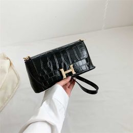 Crocodile Pattern Fashion and Small Square 2023 New Trendy One Shoulder Crossbody Lock Buckle Women's Bag 60% Off Outlet Online