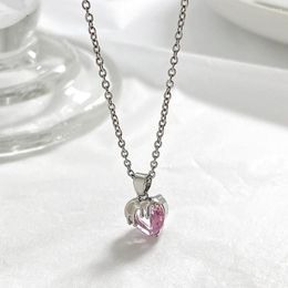 Pendant Necklaces Danymia Kpop Simple Strawberry Heart-shaped Crystal Love Necklace For Women Female Clavicle Chain Aesthetic