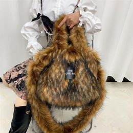 Evening Bags 2023 Designer Faux Fur Tote Bag for Women Luxury Handbags Autumn Winter Plush Shoulder Crossbody Brand Shopper Purses Y2K 230831