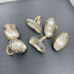Wedding Rings Natural Baroque profiled freshwater pearl ring is the jewelry gift for fashionable and exquisite womens wedding banquet 230831