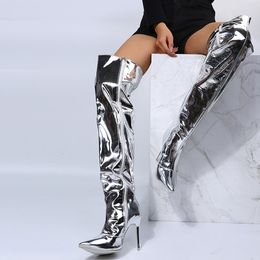Botlar Kadınlar Ayna Platformu Sivri Toe Diz üzerinde Yüksek İnce Topuklar Uzun Sonbahar Kış Zip Gümüş Günlük Parti Ayakkabıları 230831