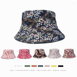 Berets Wholesale Floral Pattern Adults Cotton Bucket Hats Packable Reversible Sunhat Multicolored Fisher Women Cap