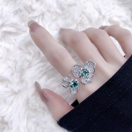 Jewellery Pouches Emerald Coloured Diamond Flower Ring Female Opening Green Zircon Healing