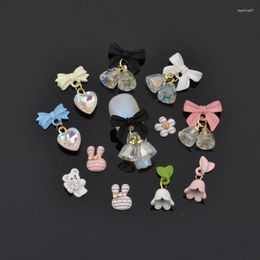 Nail Art Decorations 5PCS Luxury Christmas Bow Crystal Heart Bell Pendant Kawaii Bear Flower Charms Accessories DIY