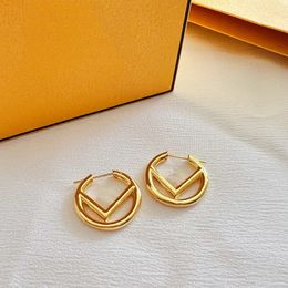 Golden Ear Stud Earring Designer For Womens Mens Luxury Jewlery Gold Hoops Studs Retro Ring Letters Earrings Engagement Accessories