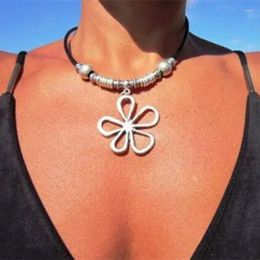 Pendant Necklaces 2023 Ethnic Style Exaggerated Flowers Necklace For Women Bohemia Jewelry Creative Party Gift Female Accessories