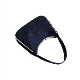 Brand 23SS Day Packs Fashion Underarm bag vintage single shoulder bag casual handbag crescent bag
