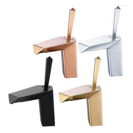 Bathroom Sink Faucets Fashion Design Brass Basin Faucet Single Hole Deck Mounted Mixer Waterfall Tap Chrome/Black/Rose Gold