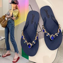 Slippers 2023 Water Diamond Herringbone Summer Glass Coloured Women Wear Flat-bottomed Clipped Beach Shoes