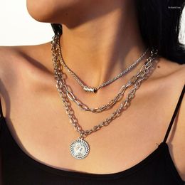 Pendant Necklaces Vintage Punk Multilayer Thick Chain Round Figure Necklace Women Exaggerated Geometric Clavicle Jewellery