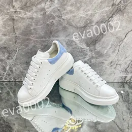 2023 new Hot Sneaker fashion sneakers white shoes thick soled elevated men's and women's shoes versatile classic casual couple board shoes xsd221101