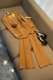 2023 Autumn Brown Striped 3D Flowers Two Piece Pants Sets Long Sleeve Notched-Lapel Single-Breasted Blazers Top Long Pants Suits Set Two Piece Suits O3G300109