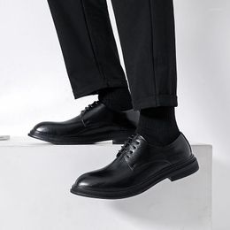 Платье обуви кожа мужчины формальные мужские лоферы мокасины дышащий проскальзывание на черном вождении плюс размером 37-45