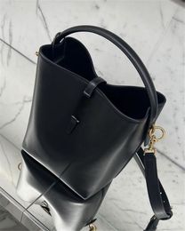 LE Designer NEW Shiny Leather Bucket Bag Shoulder Women Bags Crossbody Tote In Mini Purse High Quality S Handbags Process Level S s