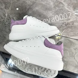 2023 new top Hot Luxurys Sneaker fashion sneakers white shoes thick soled elevated men's and women's shoes versatile classic casual couple board shoes xsd221101
