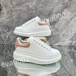 2023 new top Hot Luxury Sneaker fashion sneakers white shoes thick soled elevated men's and women's shoes versatile classic casual couple board shoes xsd221101