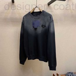 Womens Hoodies & Sweatshirts designer Early Autumn P Family Garment Dyed and Worn Cotton Men's Sweater Long Sleeve T-shirt High Luxury