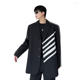 Men's Suits Men Asymmetric Stripe Splice Loose Casual Streetwear Fashion Show Suit Jacket Blazers Trend Hip Hop Blazer Coat Male