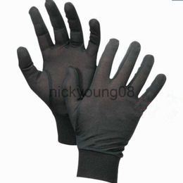 Five Fingers Gloves 1pair Pure Silk Black Liner Inner Thin Gloves Bike Motorcycle Soft Sport Gloves Driving Cycling Party Gloves One Size CYF9165 Y200110 x0902