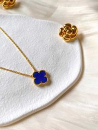 Stilista 4/Quadrifoglio Collana a quattro erbe Collana da donna V in oro addensato 18 carati rosa con diamanti pieni di agata blu Ciondolo regalo artigianale con logo e scatola