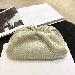 Fashionable 1:1 Cloud Bag Large Capacity Women Handbag 38CM Magnetic Snap Open Leather Plaid Designer Bag