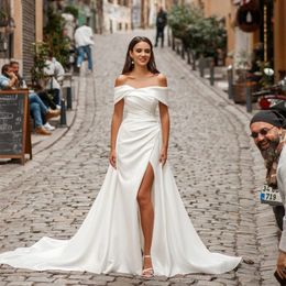 Elegant Long Crepe Off Shoulder Wedding Dresses With Detachable Train Mermaid Ivory Corset Back Vestidos de Novia Abendkleider Bridal Gowns With Pleats for Women