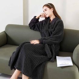 Women's Sleepwear Winter Robe Sexy Warm Bathrobe Female Coral Fleece Home Clothes Loose Relaxed Flannel Nightwear Nightgown