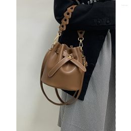 Evening Bags Autumn Winter Women's Bucket Bag 2023 Personality Drawstring Hasp Small Handbag Ladies PU Leather All-match Crossbody